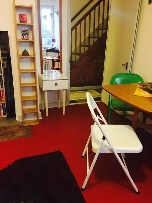 Carpe Diem Rooms Flat Near Zone 1 London