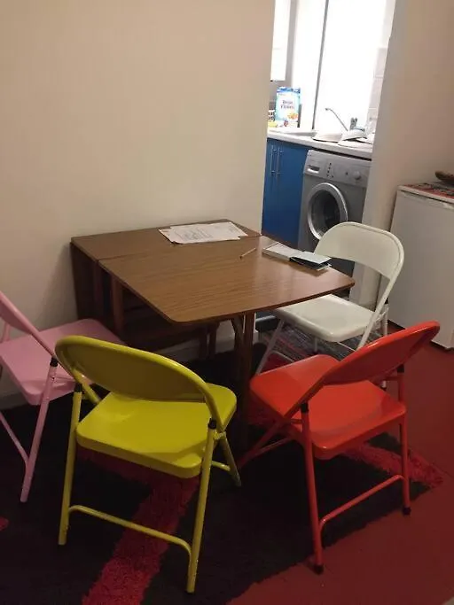 Apartment Carpe Diem Rooms Flat Near Zone 1 London