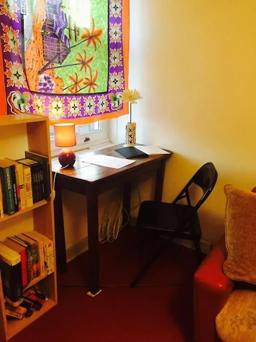 Apartment Carpe Diem Rooms Flat Near Zone 1 London